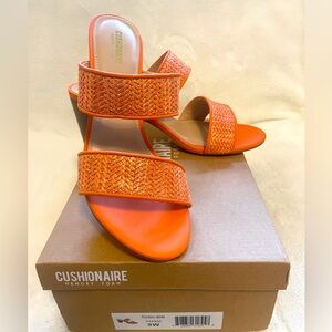 Cushionare Woman’s Tosh double band sandal, Orange Raffia , size 9W